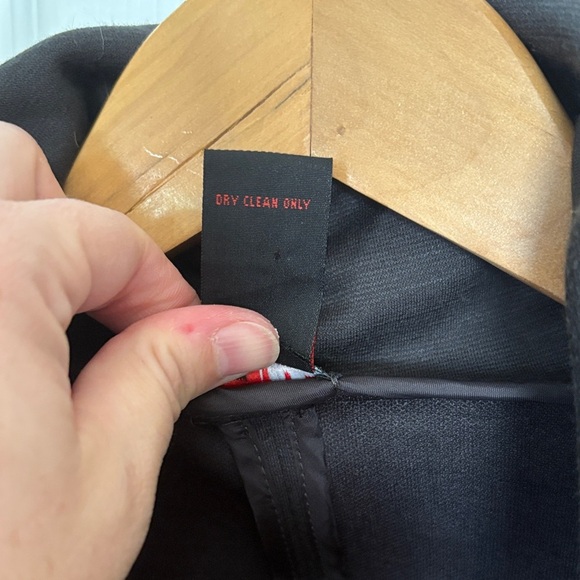 Elegant Women’s Small Dark Grey Wide‎ Lapel Front Tie Jacket - Picture 3 of 11